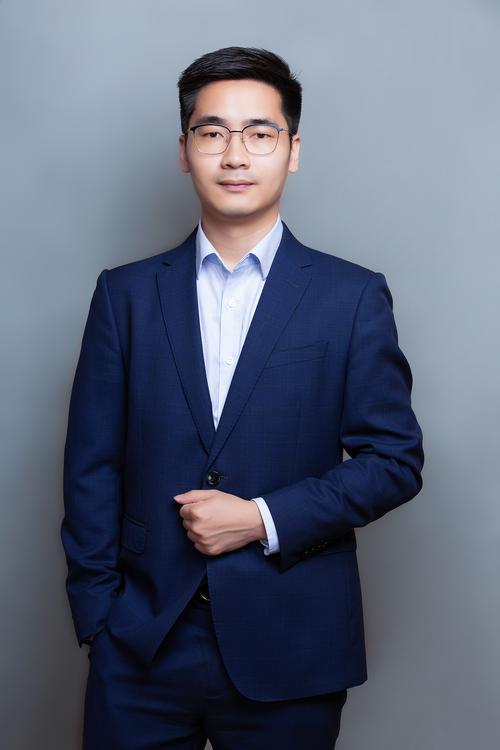 向辉 客户策略总监